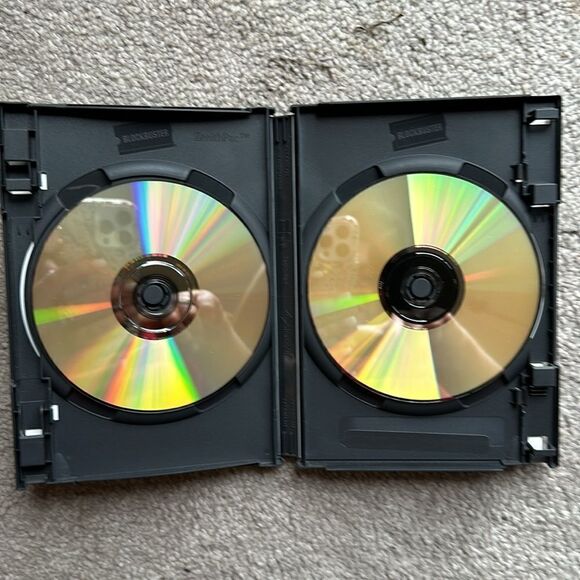 “A Beautiful Mind” DVD! - Picture 4 of 5